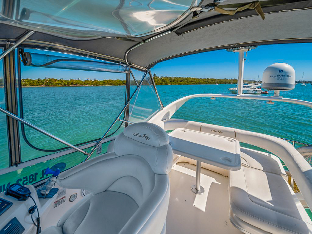 The aft deck of the 44ft Sea Ray yacht with water views