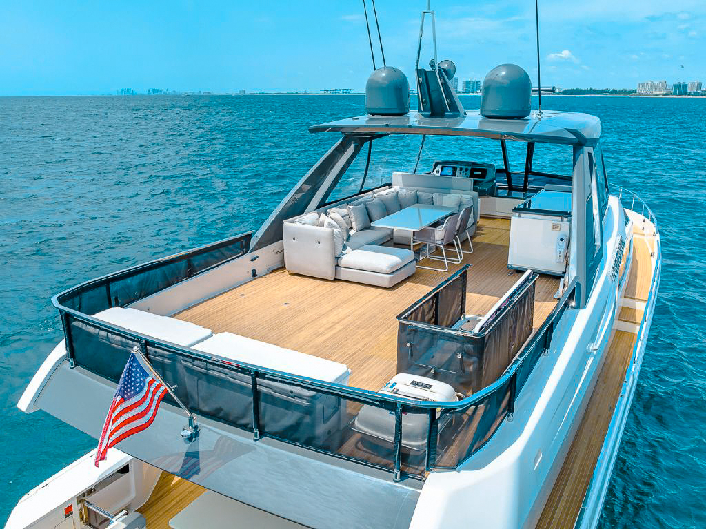 Luxury 78ft Ferretti yacht ready for charter in sunny Fort Lauderdale waters