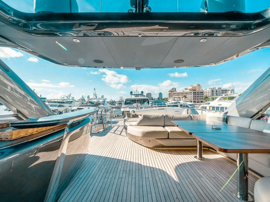 Stern of 85 Princess yacht with swimming platform access