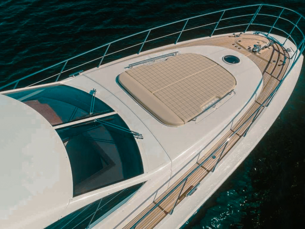 Bow sunpad seating on 70 Azimut I yacht