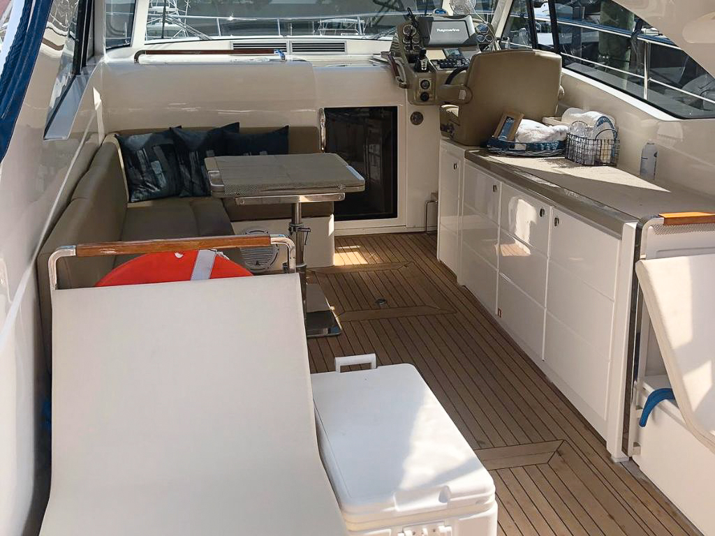Stern of the 45 Austin Parker with swimming platform