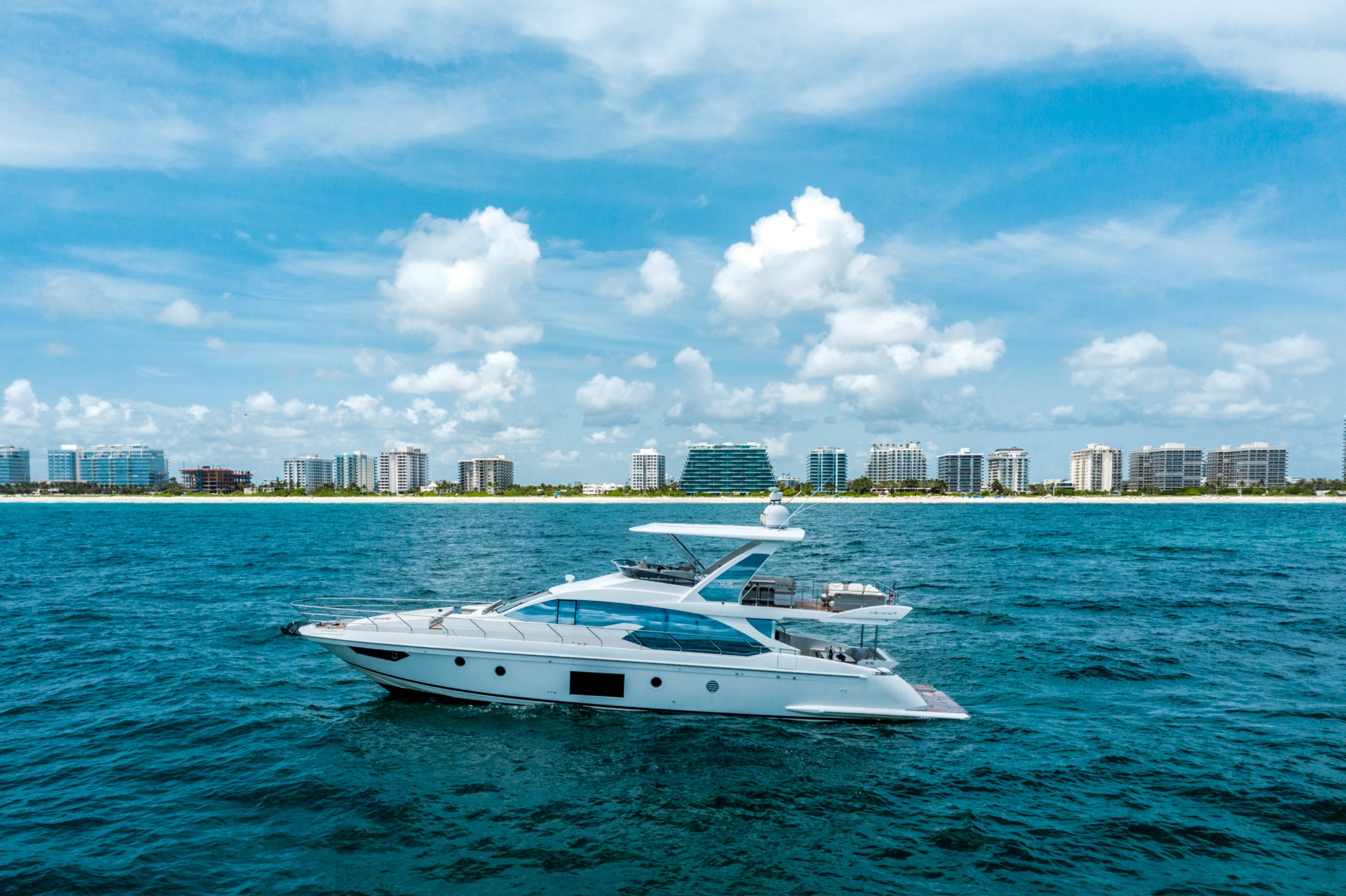 Spacious exterior seating area on the 70 Azimut Fly