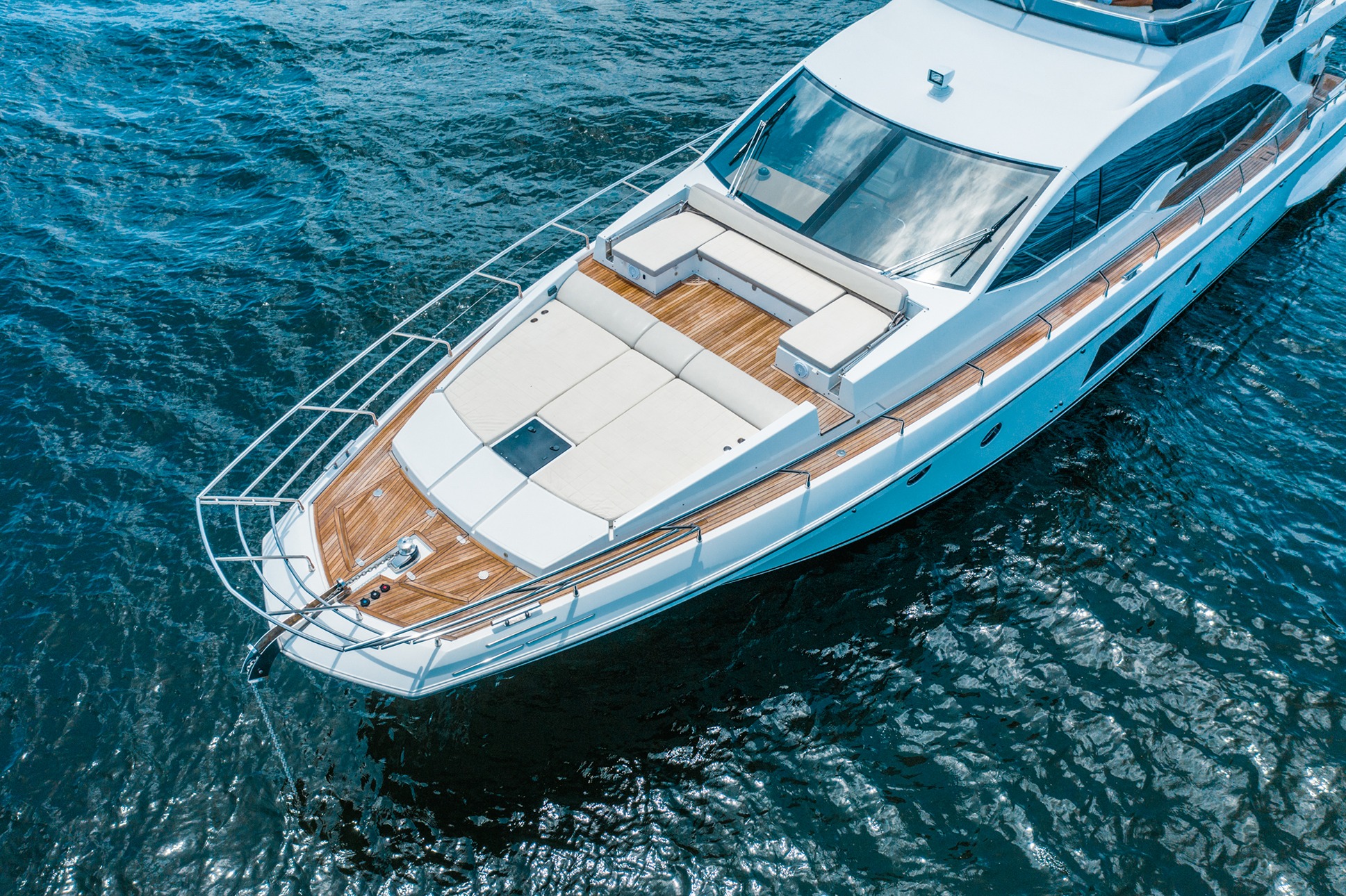 Back deck of the 70 Azimut Fly with comfortable seating