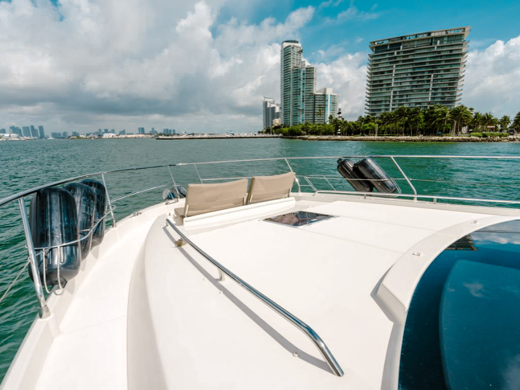 Spacious deck with seating on the 62 Prestige yacht