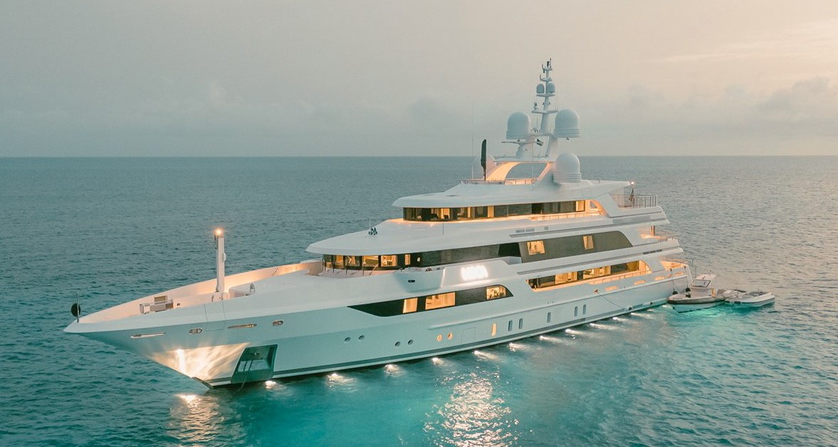 208 Benetti superyacht for private charter in The Bahamas